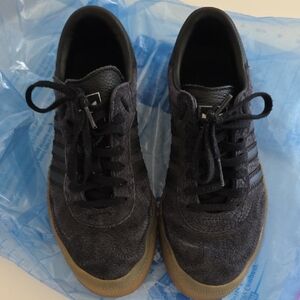 Adidas Black Sambas